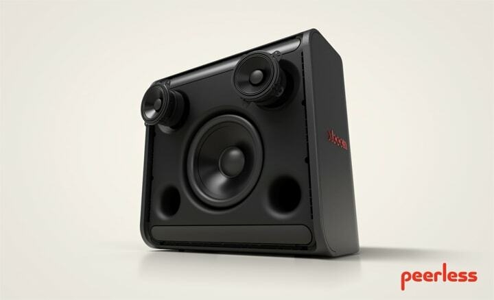 Les pièces internes de la xboom Stage 301 sont présentées. Le woofer et les médiums avancent et vibrent de façon rythmique.