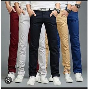 Lot de 5 pantalon kaki pour homme de très bonne qualité 