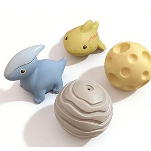 STY Jeu de jouet de bain 4 pièces formes mignonnes de dessin animé sûr matériel non toxique jouets de baignoire flottants
