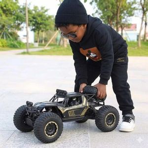 Voiture Télécommandée Tout-Terrain Ultra-Résistante (Buggy RC Rock Crawler)