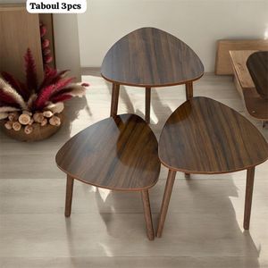 Ensemble de trois tables basses gigognes triangulaires en bois - 3 pièces 