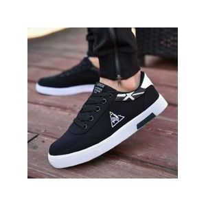 Chaussures en toile pour hommes, noires, à semelle souple, confortables, pour l'extérieur, antidérapantes, décontractées, plates, tendance pour skateurs et garçons.