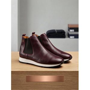 Bottines en cuir bordeaux avec semelle sport