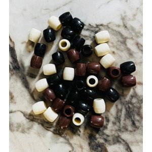 Lot de 40 perles en acrylique 