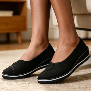 SHJO Chaussures Femme à Talon Compensé Synthétique Confortables Légères Antidérapantes Respirantes Polyvalentes Mocassins Enfiler Noire