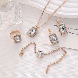 CALLIARA Set de 4 Bijoux Cristal Carré Vintage, Collier Boucles d'Oreilles Bracelet Bague Incrustés de Diamants Luxe, Accessoires pour Robe de Soirée