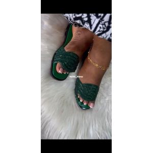 Sandale local féminine Mule Plate Strassées Vert by Réma_Ahma