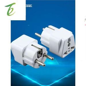 Lot de deux (2) adaptateur de prise américaine blanc