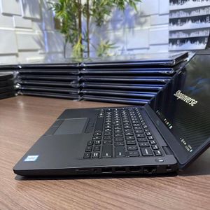 DELL Ordinateur portable DEL latitude 5400 256 GO SSD 8 GO de ram