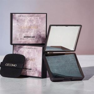 Papiers matifiants pour peau grasses