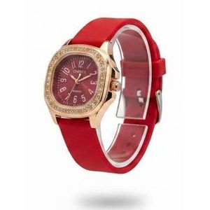 Montre Éclat Rubis – L'Alliance Parfaite du Glamour et du Confort