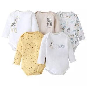 Pack de 5 vêtements pour bébé garcon - couleur aleatoire