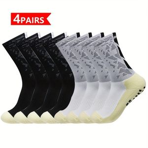 Gukbis Pack de 4 paires de chaussettes épaisses à semelle serviette anti-odeur, ajustement adhésif, chaussettes de football antidérapantes, chaussettes de yoga, chaussettes de sport mi-mollet antidérapantes - Noir et Blanc