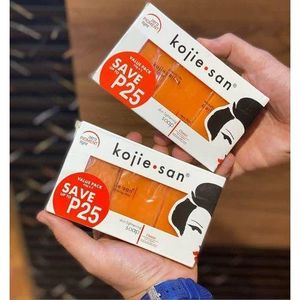Kojie San Lot de 3 Savons éclaircissants (65g x 3)