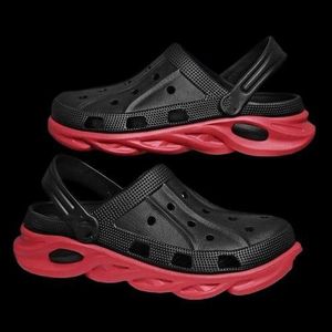 Crocs ou Sabots Unisex Ultra-Confort Premium – Sandales Outdoor Antidérapantes & Respirantes Idéal Plage, Maison & Travail – Tendance Sénégal 2026