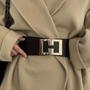 Ceinture large noire pour femme - Serre-taille à boucle carrée dorée pour manteaux et robes