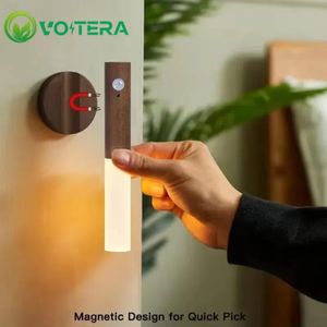 VoltEra Lumière de nuit LED, rechargeable par USB, capteur intelligent de mouvement du corps humain, convient pour les tables de chevet, les garde-robes à domicile, éclairage, lumière avec capteur de mouvement, Lumières de la Nuit