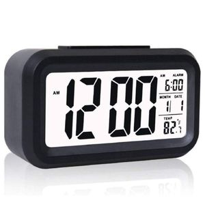 Flushrenic Réveil, Horloge Numérique LED, Fonctionne sur Piles, Luminosité LED Réglable, pour Étudiants, Maison, Bureau, Entreprise avec Capteur Automatique, Date et Température