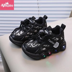 Arsuxeo Chaussures de sport pour enfants de 1 à 7 ans (garçons et filles) - Baskets lumineuses LED
