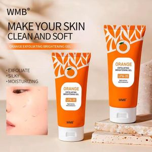 Le gel exfoliant clarifiant à l'orange WMB (formule LF16-35)