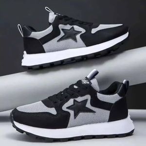 Chaussures de Class et de très bonne qualité baskets légères décontractées.