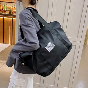 CALLIARA Sac de voyage pliable extensible, sac de sortie courte distance grande capacité, sac de bagages à main léger et imperméable