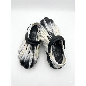Crocs Unisexe magnifique noir et blancmotif camouflage 