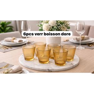 Verre boisson doré