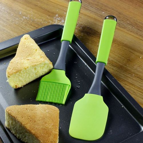 Generic Ustensiles de cuisine en silicone de qualité supérieure (spatule et  pinceau) - Lot de 2 à prix pas cher