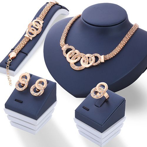 Collier bague bracelet boucles oreilles clearance