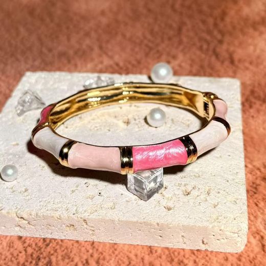 Bracelet Jonc Doré Émail Rose & Fuchsia - Motif Bambou Tendance
