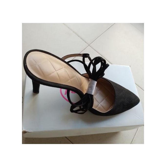Primark Talon lacet Noir Venant de Londres Prix pas cher Jumia SN